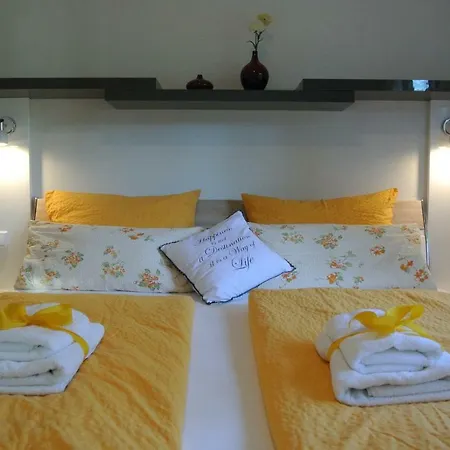 Appartement Ferienwohnung 2 Im Landhaus Edelmann #118472 *